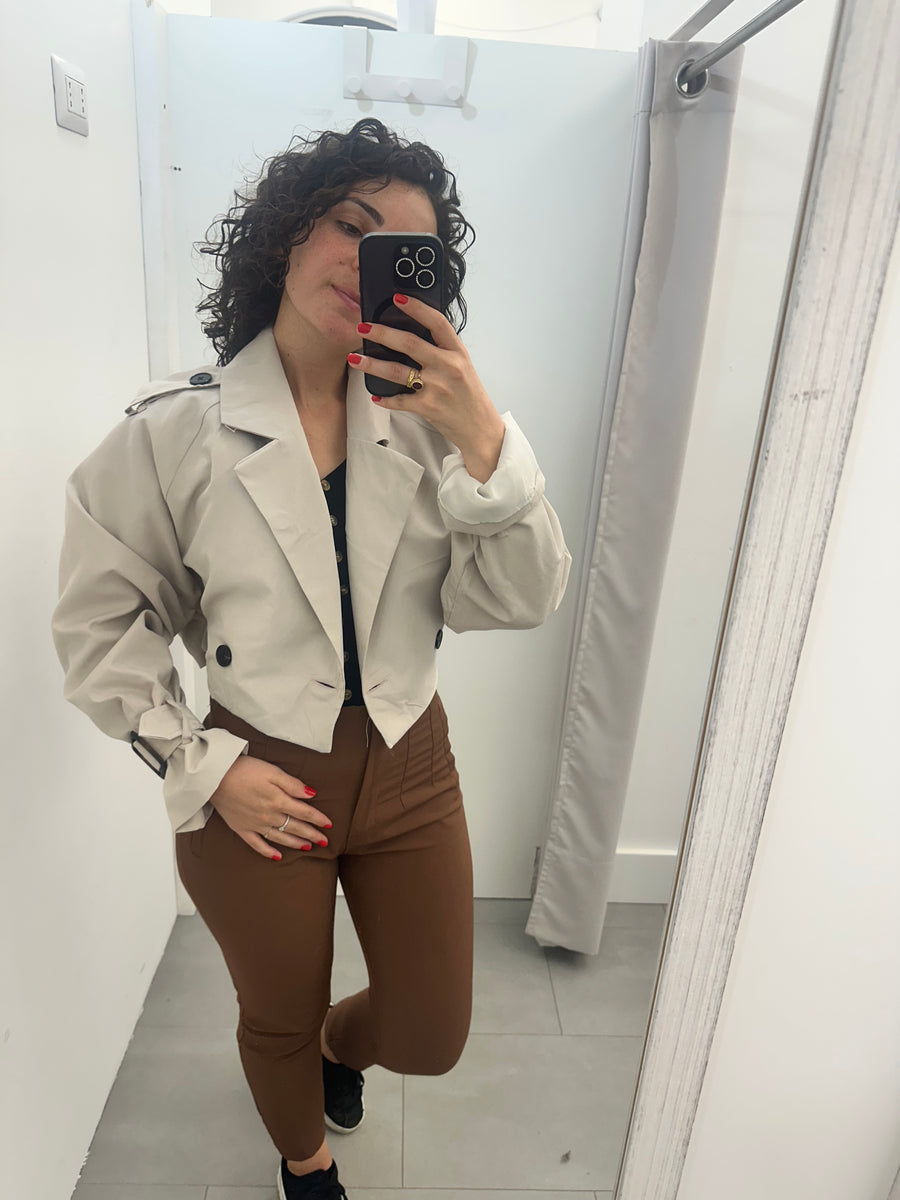 Trench corto