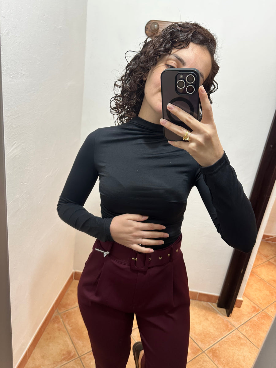 Maglia rouge collo medio