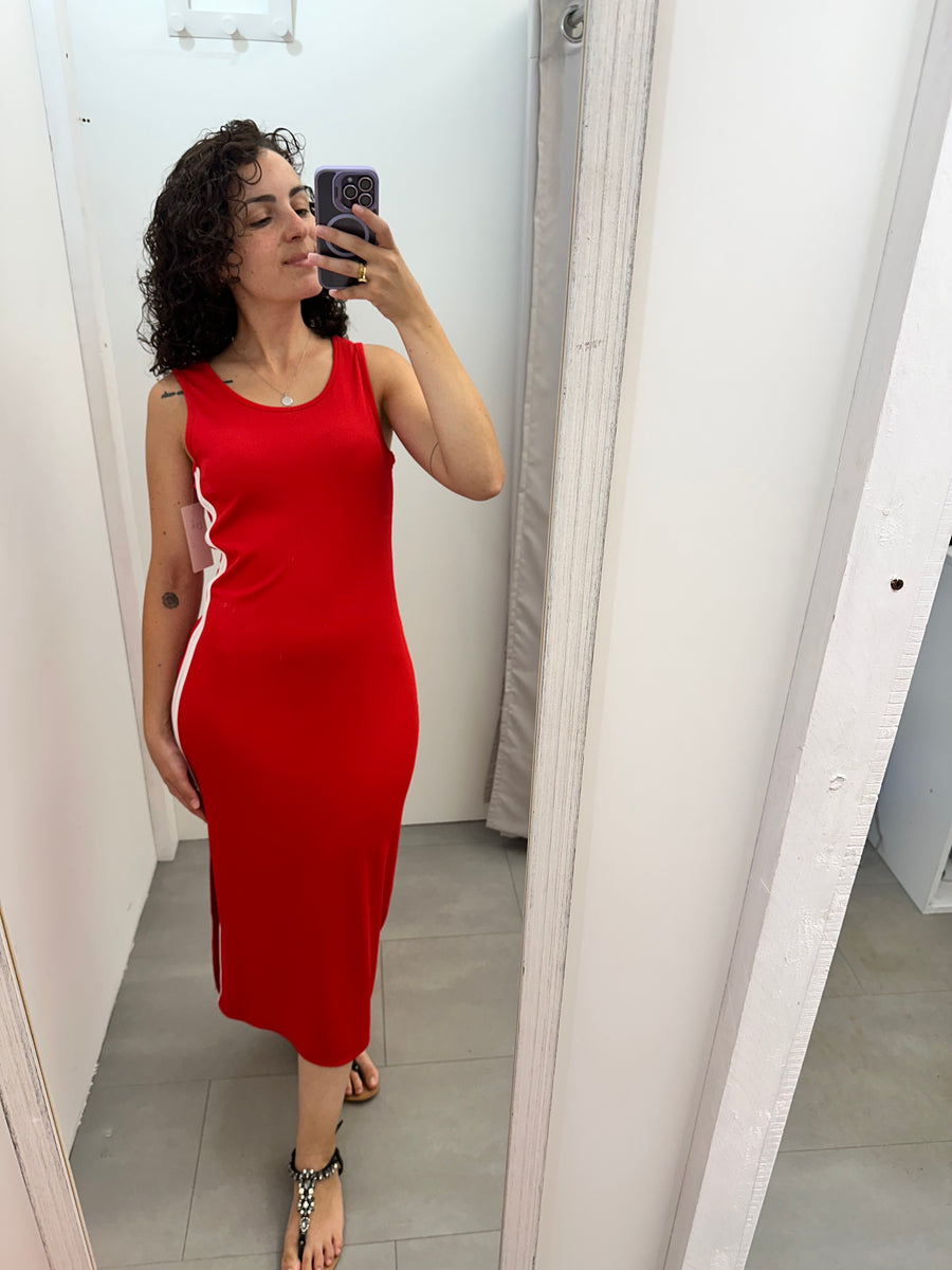 Abito rosso con righe bianche laterali