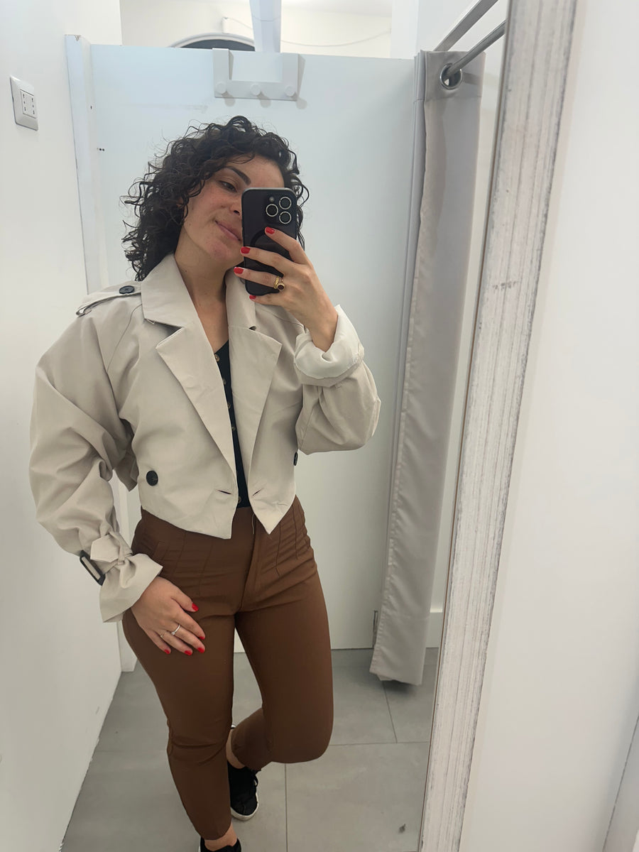 Trench corto