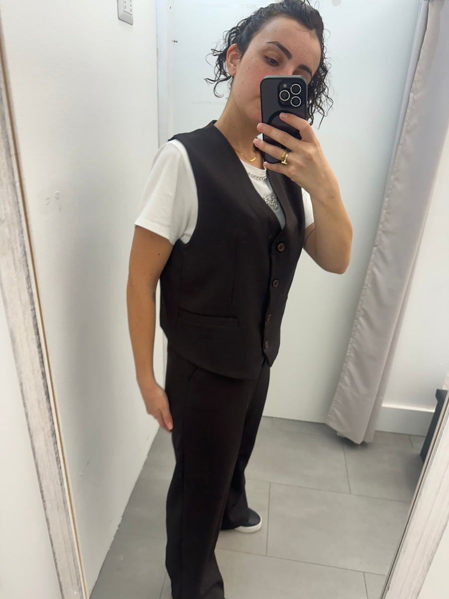 Completo gilet cioccolato