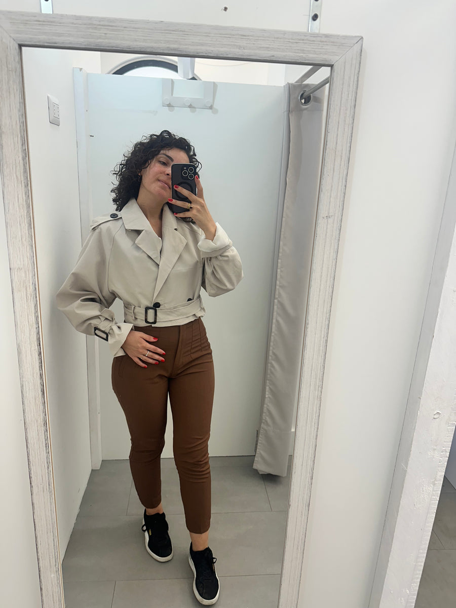 Trench corto