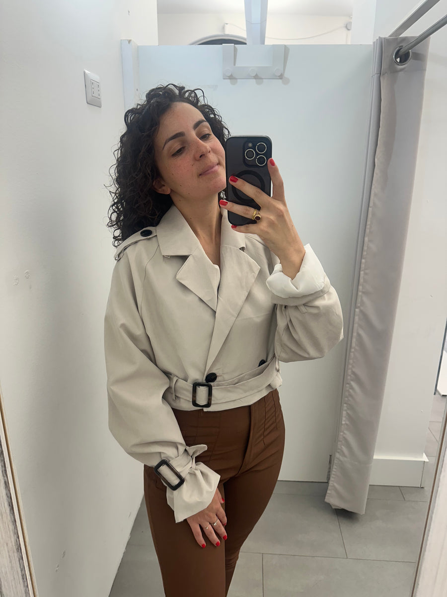 Trench corto