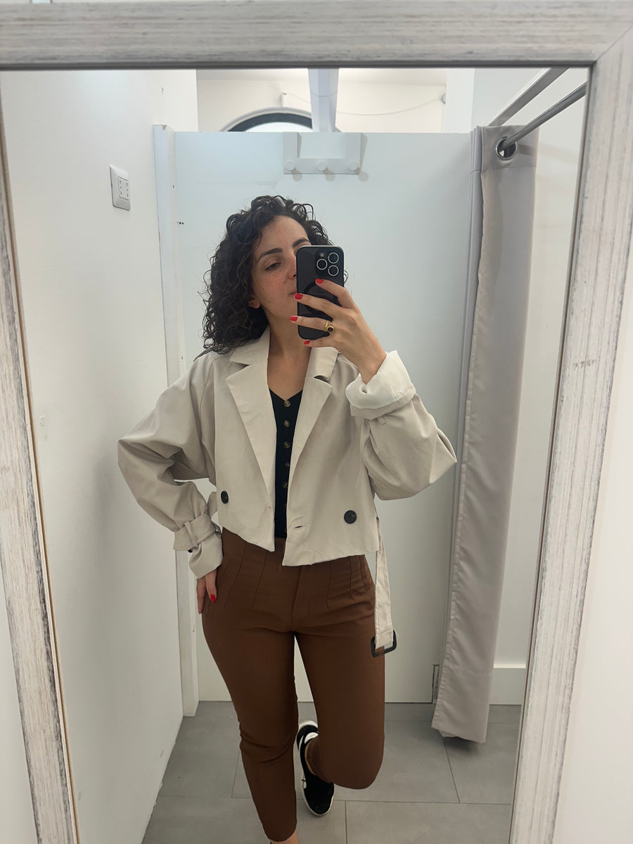 Trench corto