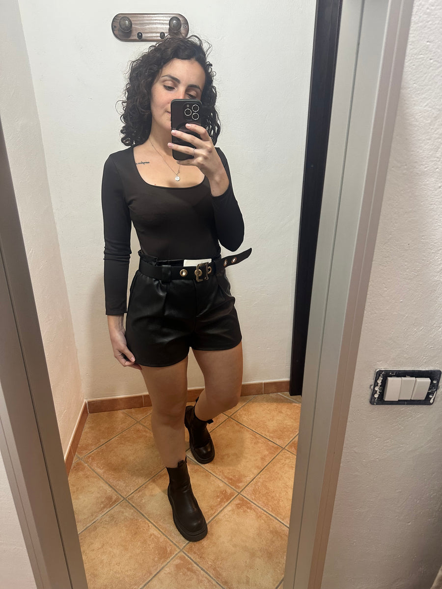 Body scollo quadrato