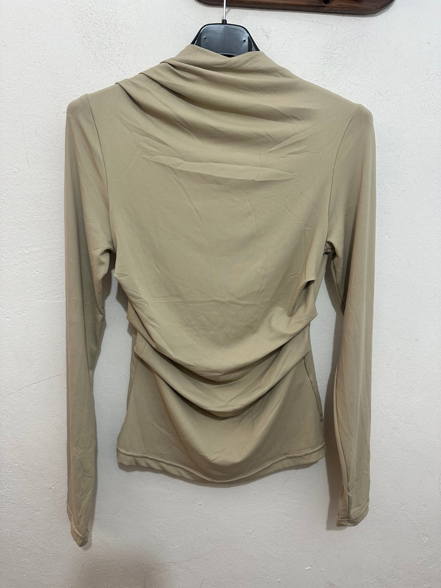 Maglia rouge collo medio