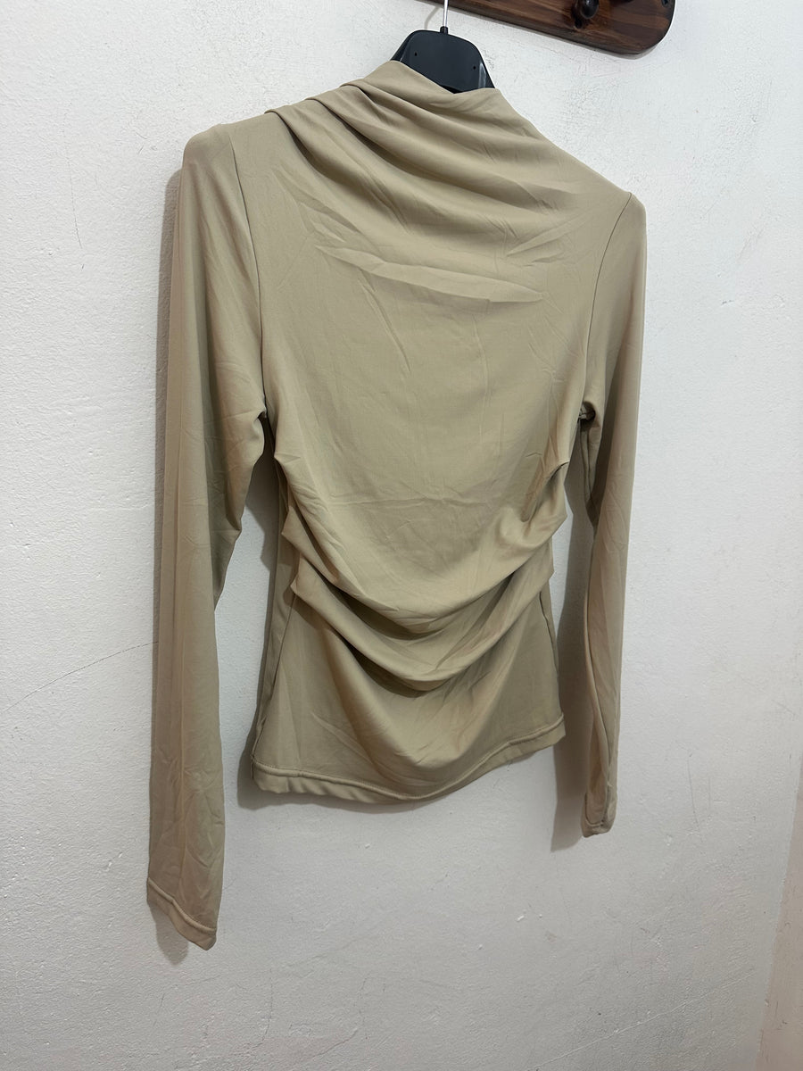 Maglia rouge collo medio