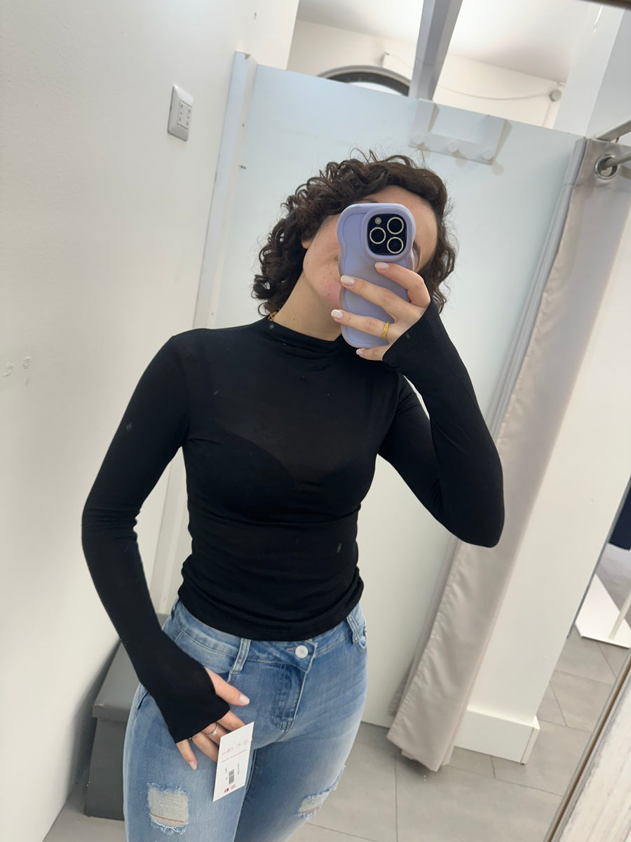 Maglia velata nera