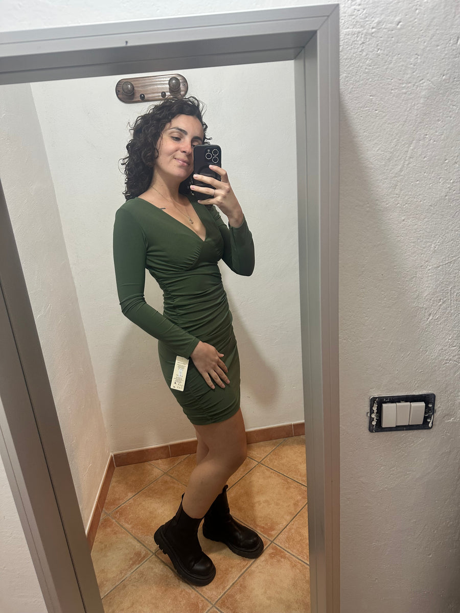 Abito rouge verde militare